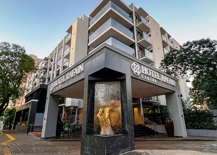 拉費恩中心酒店